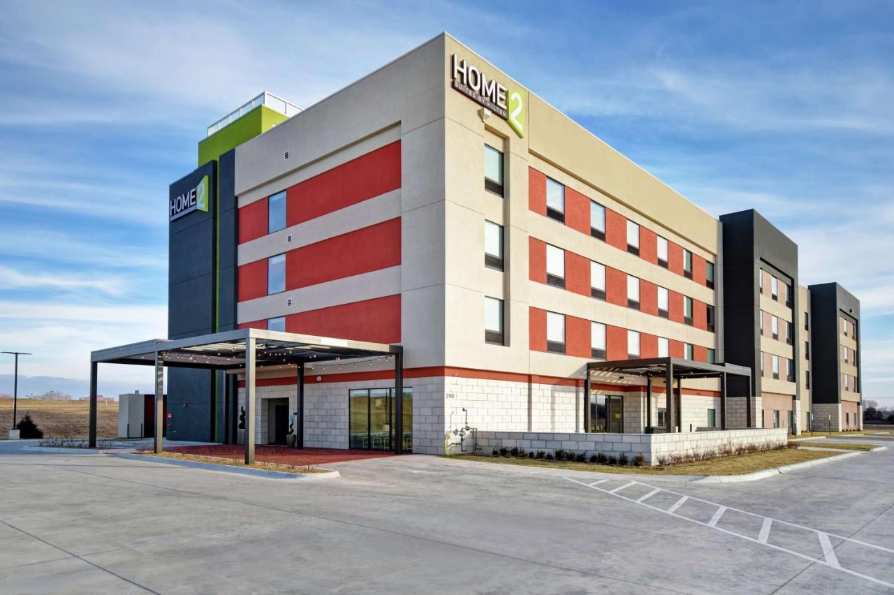 Home2 Suites By Hilton Wichita Northeast Εξωτερικό φωτογραφία