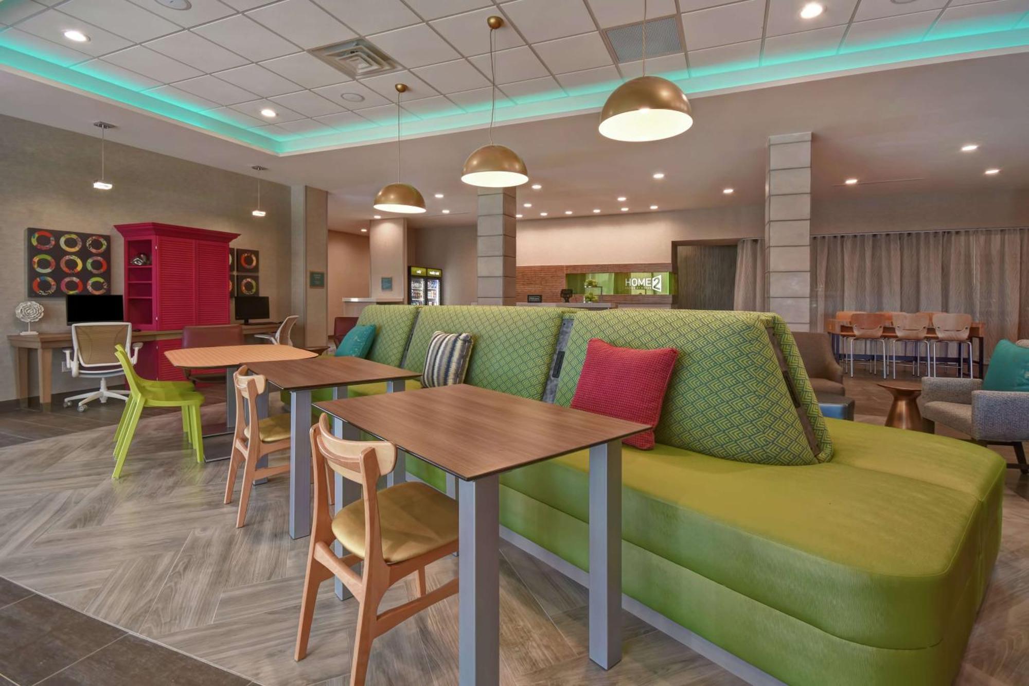 Home2 Suites By Hilton Wichita Northeast Εξωτερικό φωτογραφία