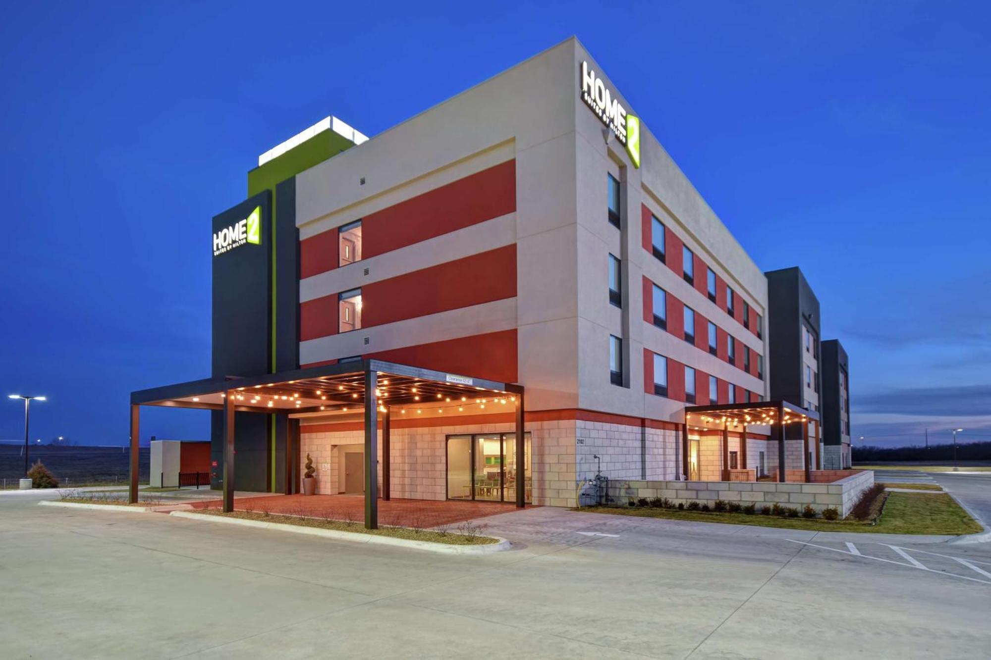 Home2 Suites By Hilton Wichita Northeast Εξωτερικό φωτογραφία