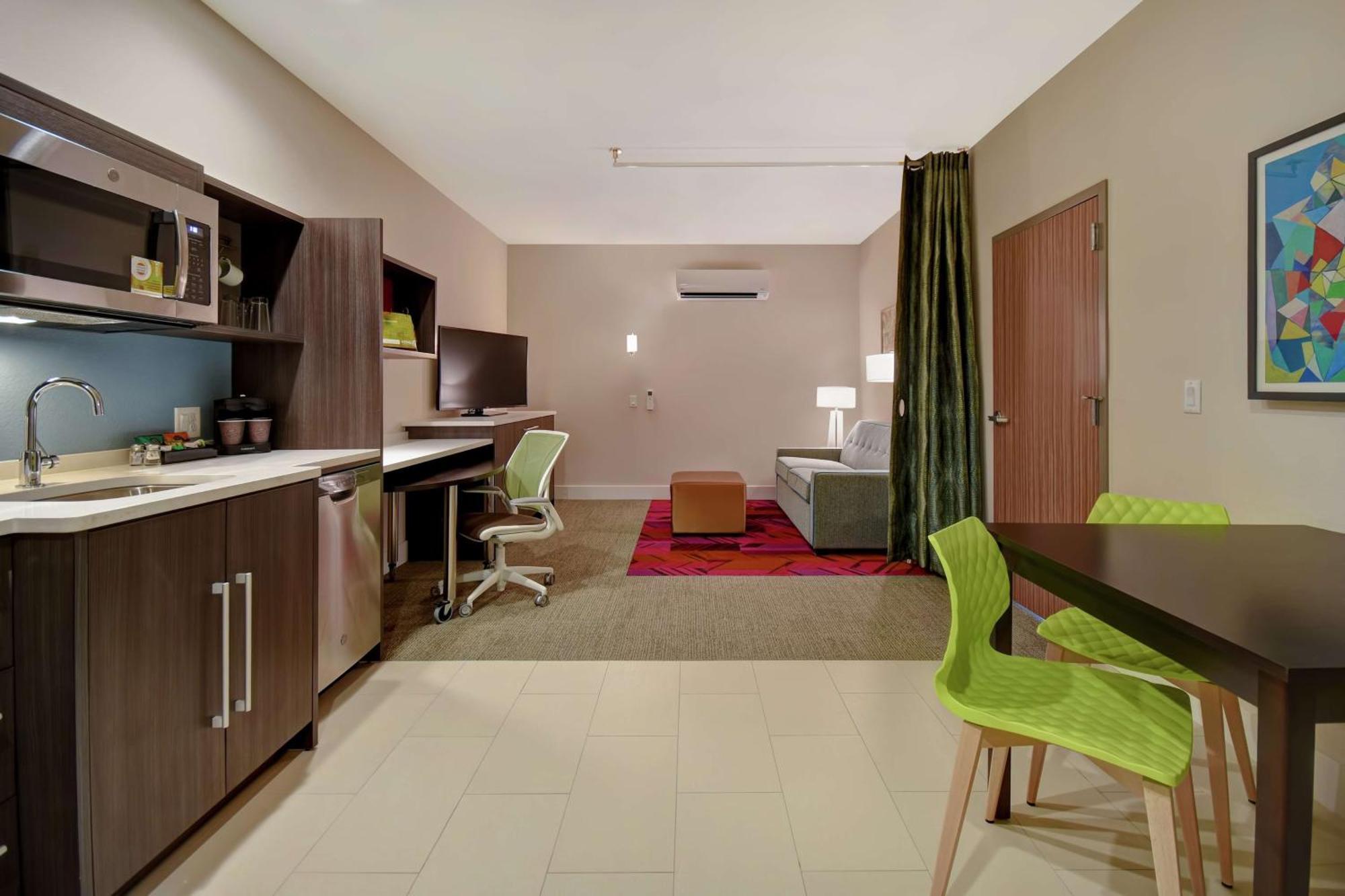 Home2 Suites By Hilton Wichita Northeast Εξωτερικό φωτογραφία